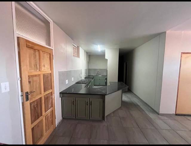 3 BEDROOM PROPERTY TO RENT IN DIE BULT